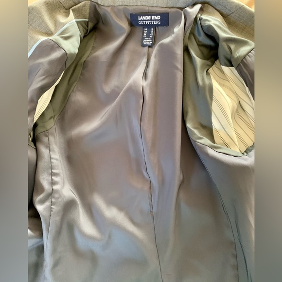 NWT WASHABLE WOOL BLEND TWO BUTTOM TRADITIONAL BLAZER BY LANDS END ❤️FULLY LINED - Picture 10 of 12